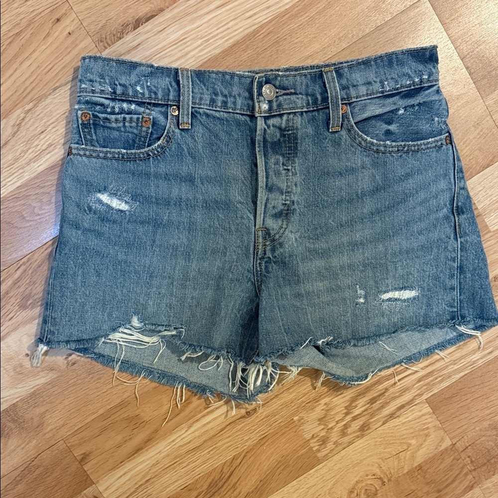 Levi's wedgie shorts - Picture 3 of 5